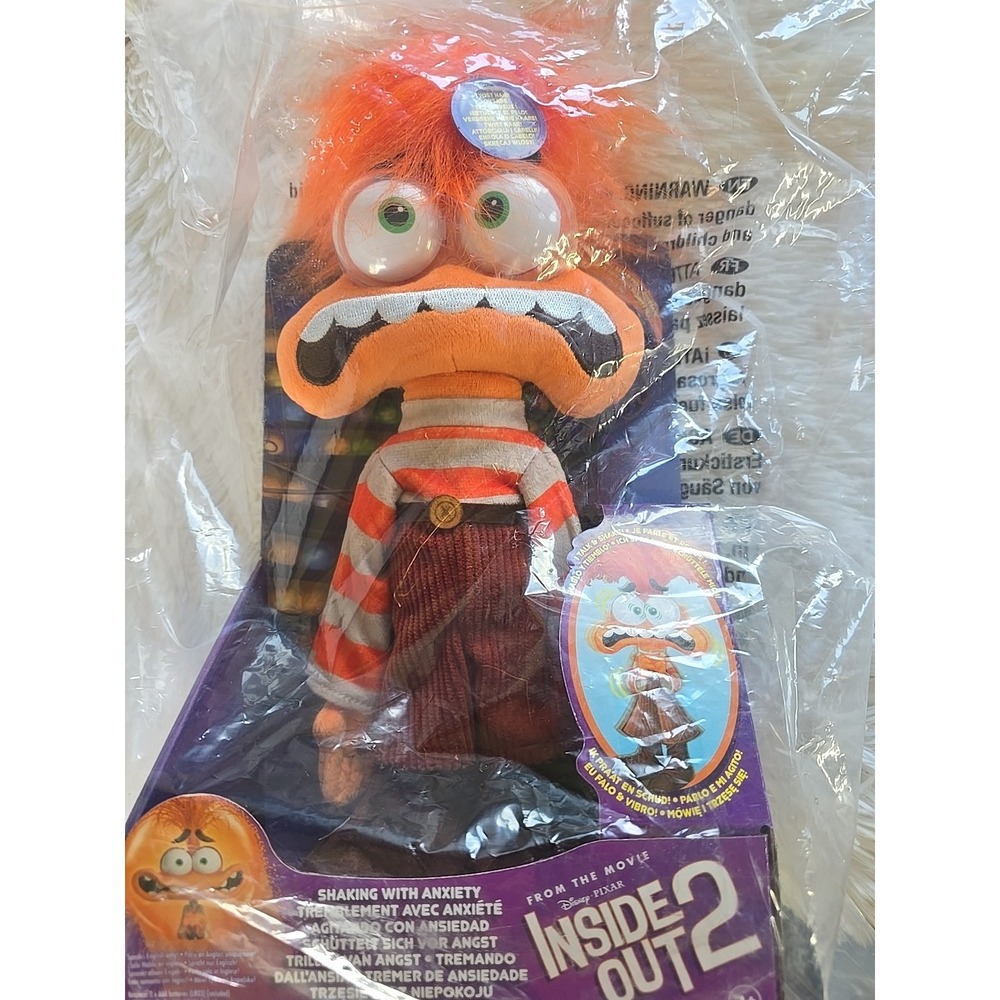 Just Play 45514 Disney and Pixar Inside Out 2 Shaking with Anxiety Feature Plush